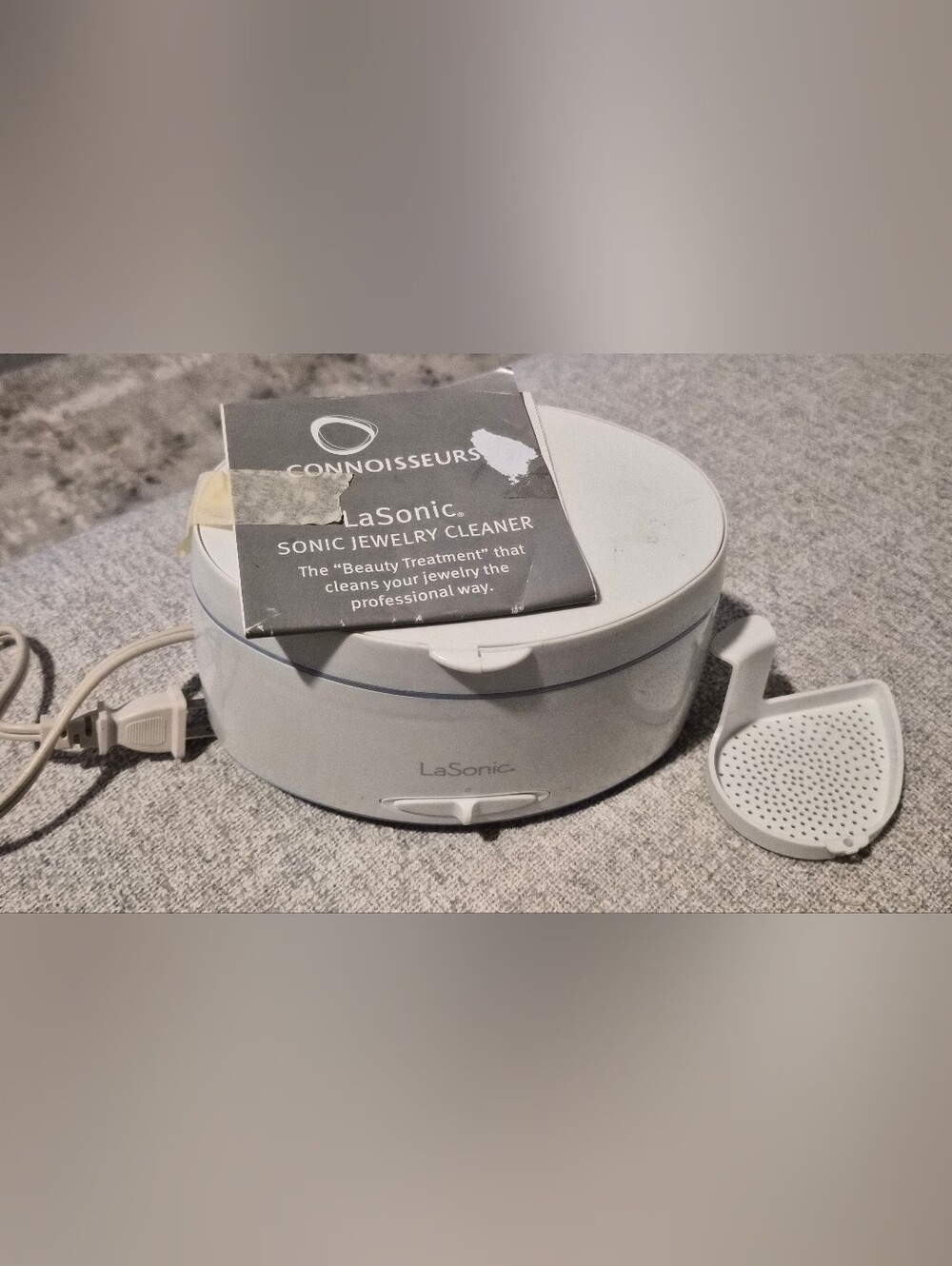 White Sonic Jewelry Cleaner - Compact Home Cleaner